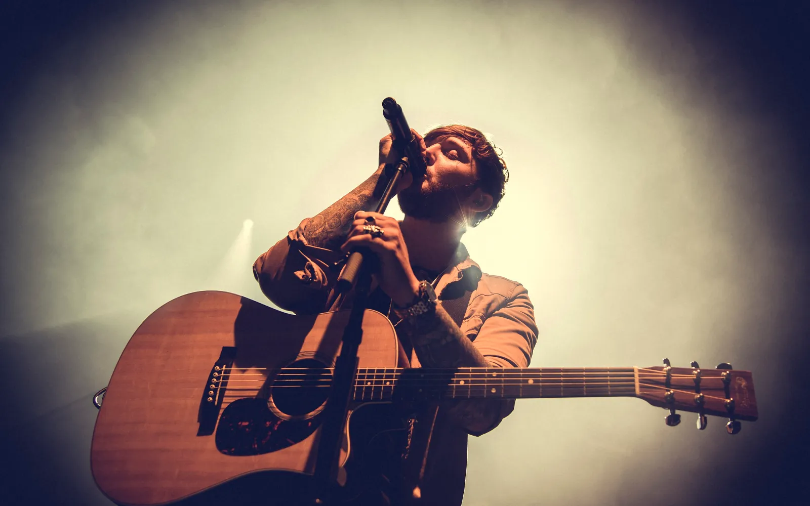 2880px-James_Arthur_Shepherds_Bush.webp 2880px-James_Arthur_Shepherds_Bush.webp
